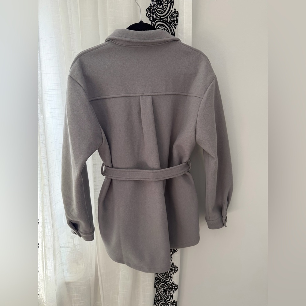 Women's Gray Belted Shacket - Picture 5 of 5